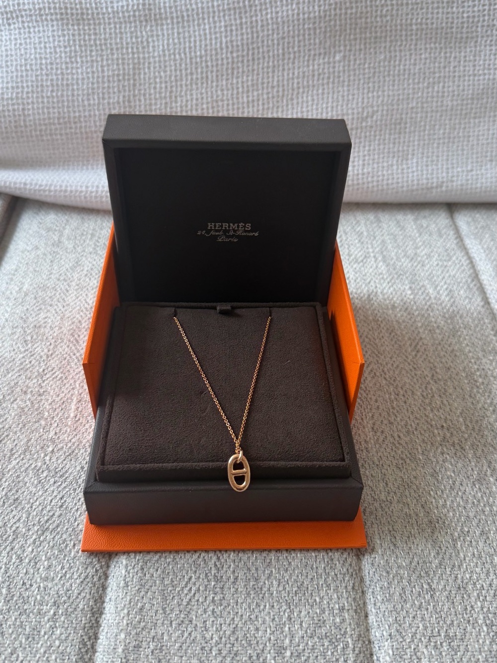 Rose Gold Hermes Pendant Necklace - Rose Gold